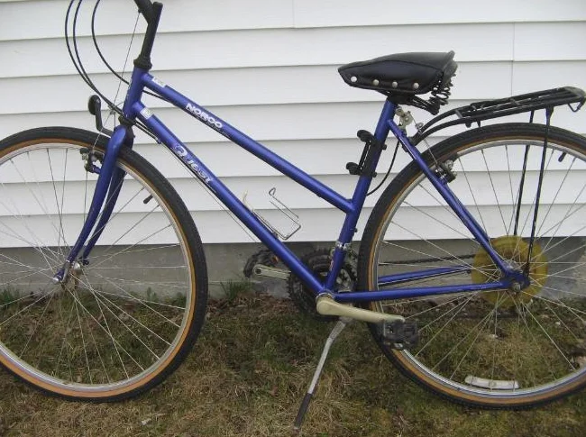 Vélo de route ( marque Norco)