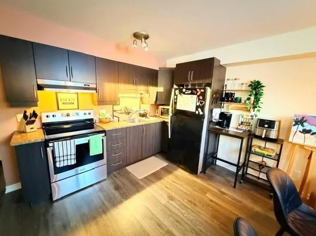 Appartement d'une chambre disponible pour le 1er août thumbnail 6