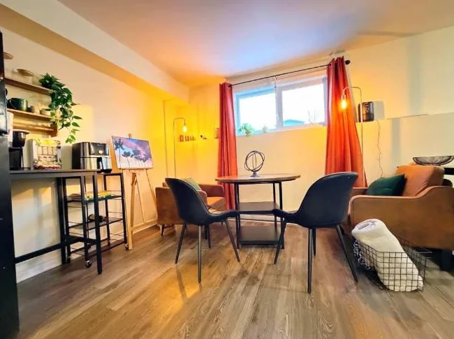 Appartement d'une chambre disponible pour le 1er août thumbnail 5