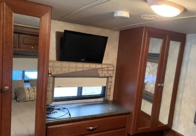 ITASCA SUNSTAR 2014 CLASSE A WINNEBAGO 31 pieds thumbnail 7
