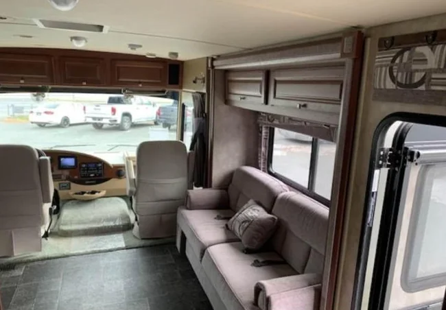 ITASCA SUNSTAR 2014 CLASSE A WINNEBAGO 31 pieds thumbnail 4