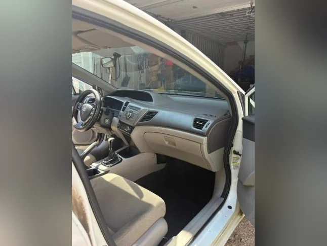 Civic LX 2012 thumbnail 5