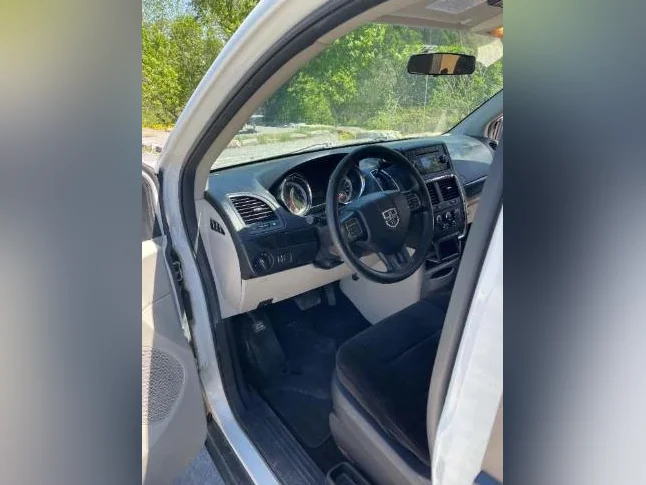 Dodge Caravan Van Life thumbnail 3