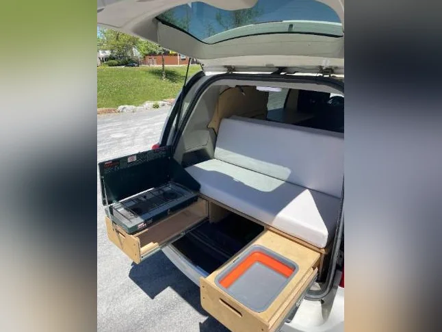 Dodge Caravan Van Life thumbnail 7
