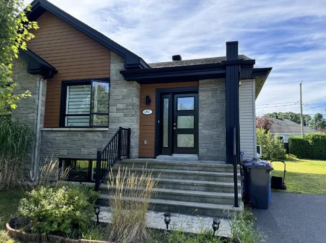 MAISON JUMELÉE À LOUER - SOREL-TRACY