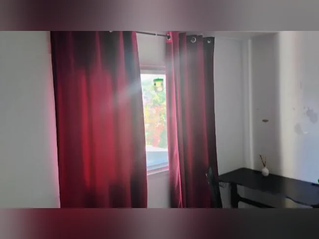 Chambre à louer Montréal-Nord tout inclus 13 pieds par 11 pieds thumbnail 7