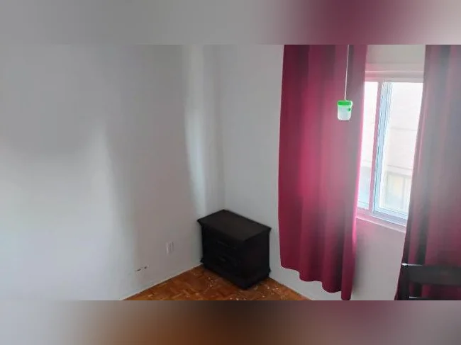 Chambre à louer Montréal-Nord tout inclus 13 pieds par 11 pieds thumbnail 6