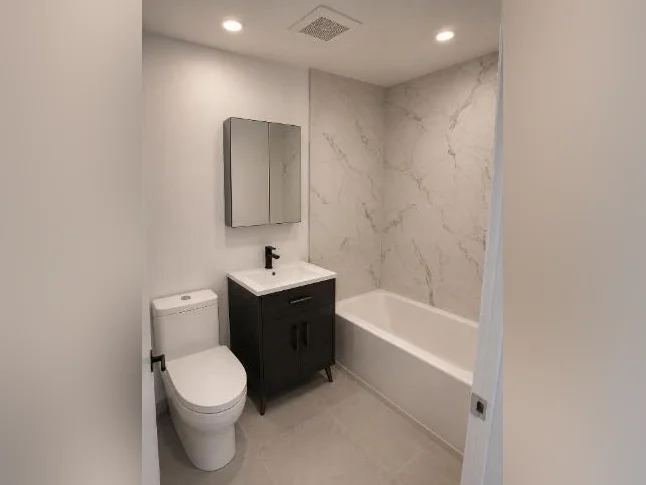 3½ rénové à louer (+bureau),fully renovated for rent (+den), NDG thumbnail 7