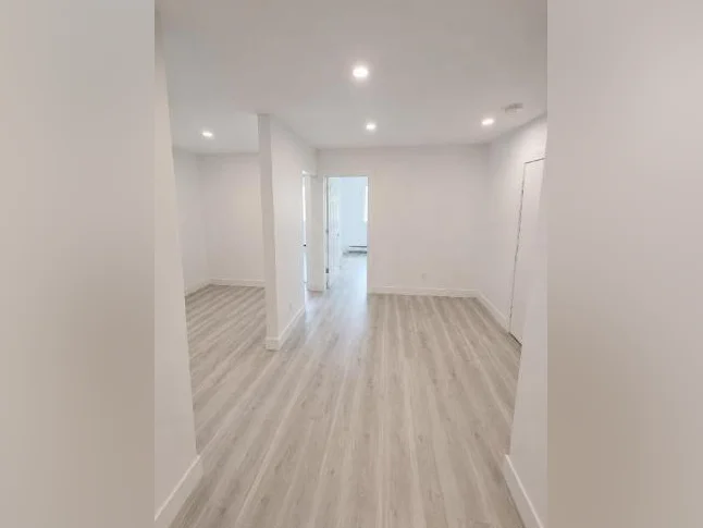 3½ rénové à louer (+bureau),fully renovated for rent (+den), NDG thumbnail 3