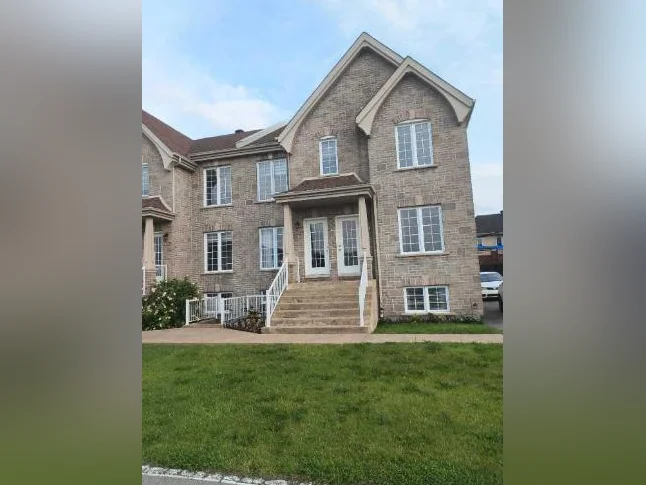 4½ Bl. Lafortune, L'Assomption, 1027,50$/mois