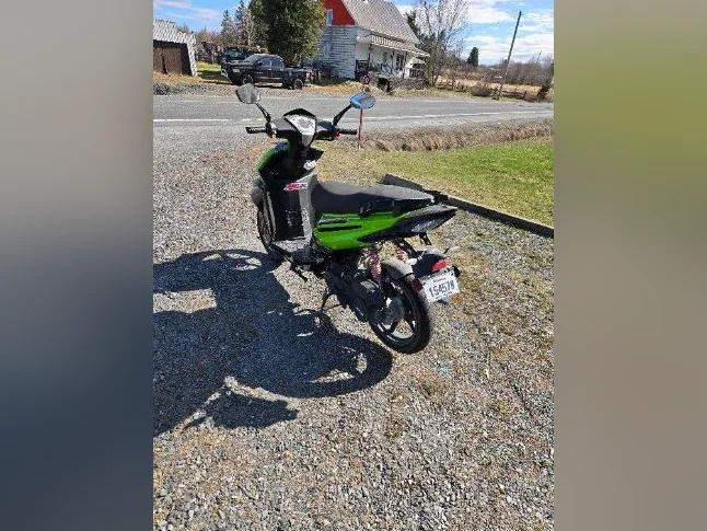 Scooter Scooterre 2022 thumbnail 6