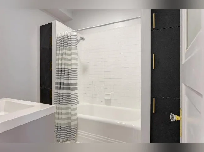 APPARTEMENT HAUT DE GAMME- OUTREMONT ADJ. thumbnail 9