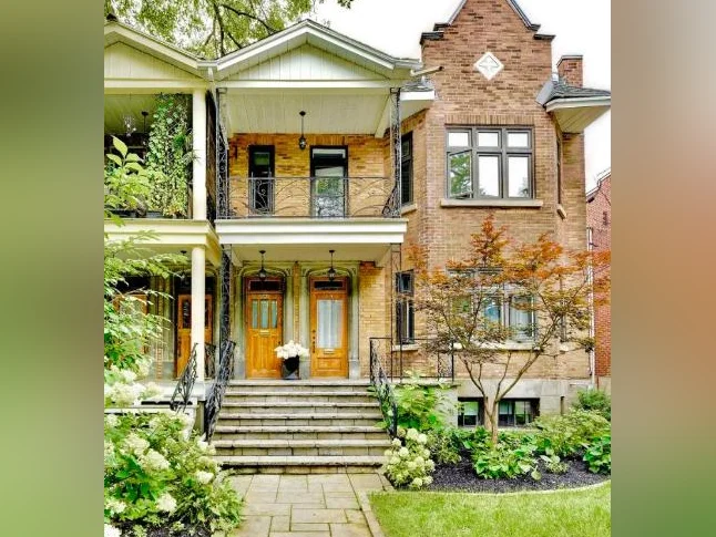 APPARTEMENT HAUT DE GAMME- OUTREMONT ADJ.