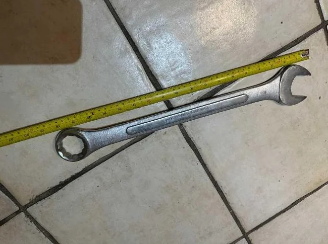 grande cle chrome vanadium 1 1/2''