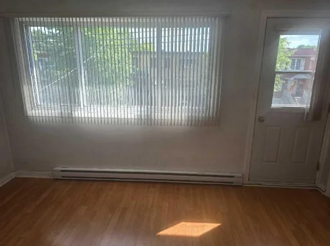 Appartement à louer - 4 1/2 - Disponible thumbnail 6