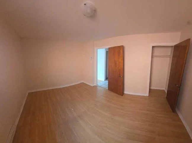 Appartement à louer - 4 1/2 - Disponible thumbnail 7