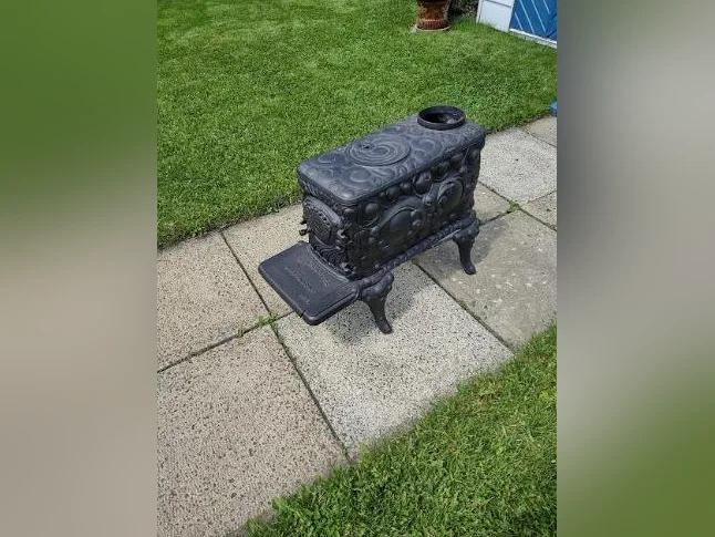 Petit Poele A Bois box Stove Bélanger 22 thumbnail 3