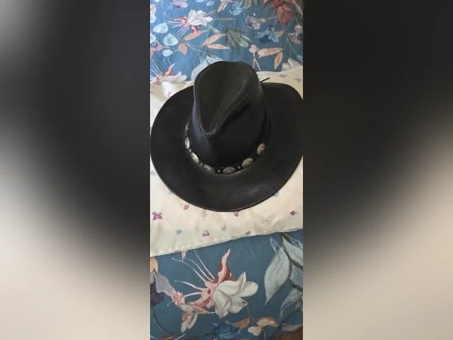 chapeau cowboy