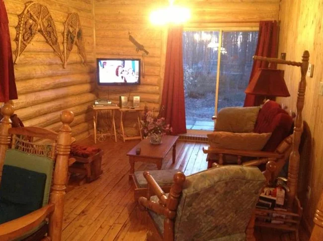 chalet à louer en bois rond thumbnail 3