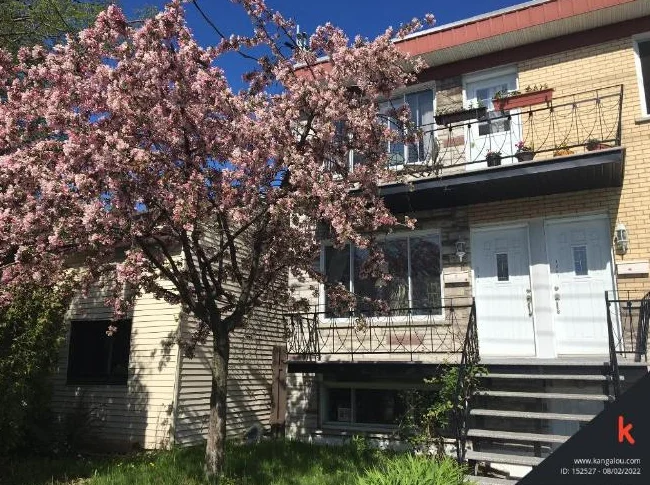 5 ½ lumineux – bas de duplex – cour intime - climatisation – Mercier-Est