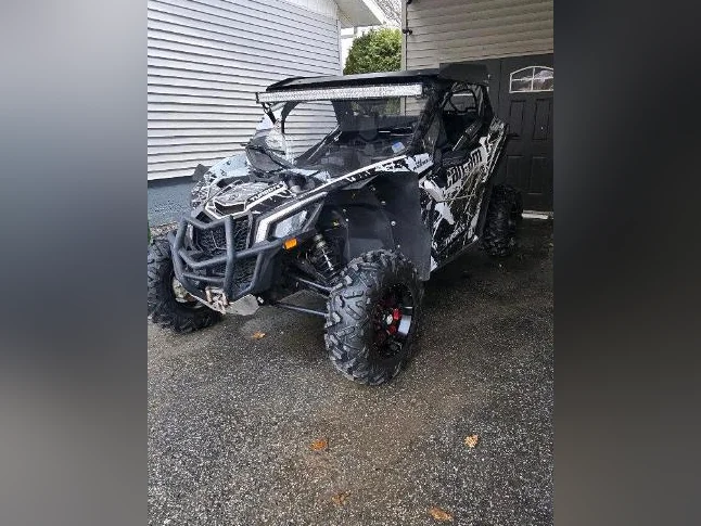 CanAm side by side Maverick
