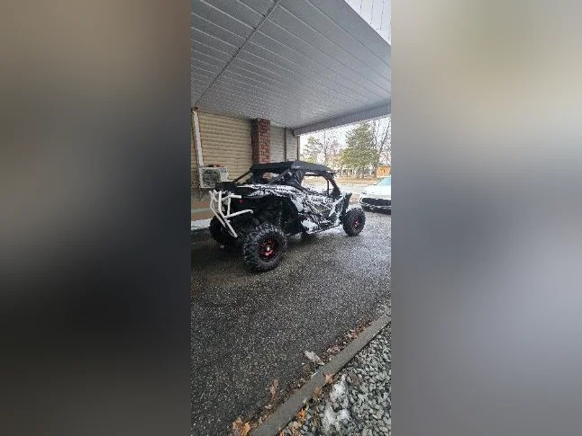CanAm side by side Maverick thumbnail 5