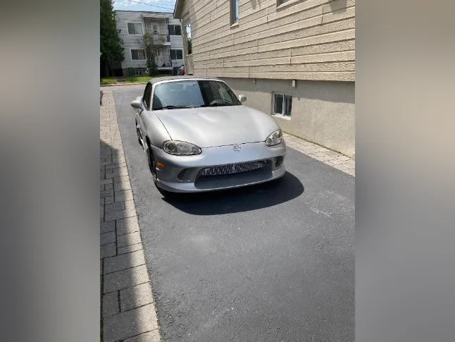 Mazda miata mx-5 thumbnail 6