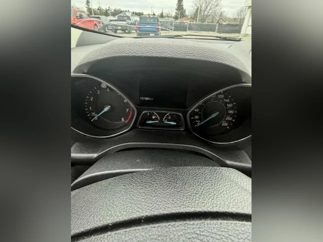Ford escape se 4×4 2017 thumbnail 7