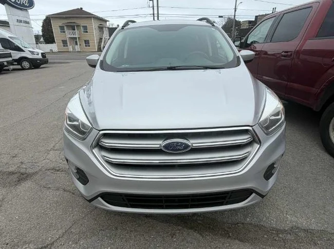 Ford escape se 4×4 2017 thumbnail 3