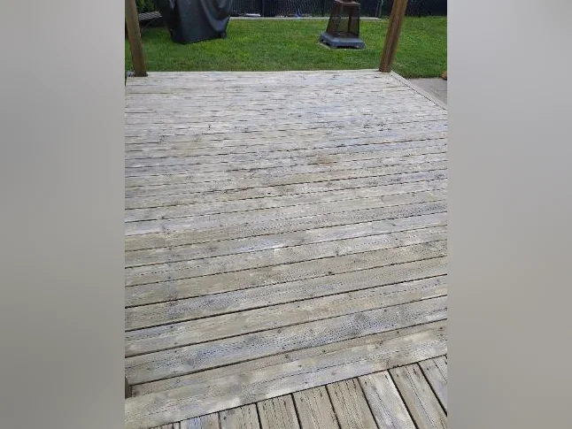 Teinture de patio et sablage a Prix fixe avec photos thumbnail 8
