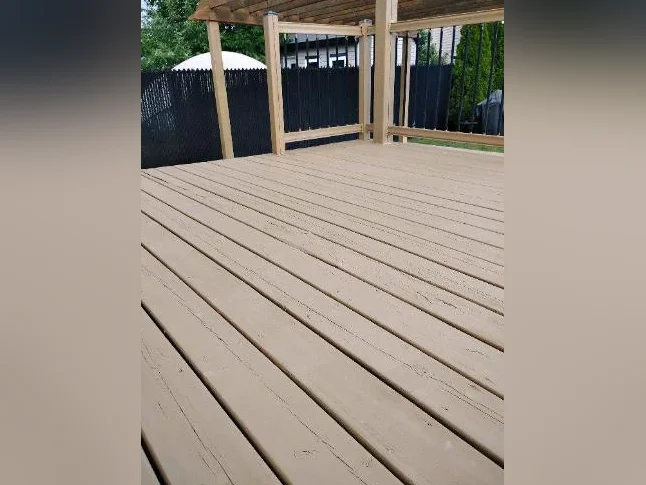 Teinture de patio et sablage a Prix fixe avec photos thumbnail 10