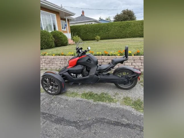Ryker 900 cc thumbnail 3