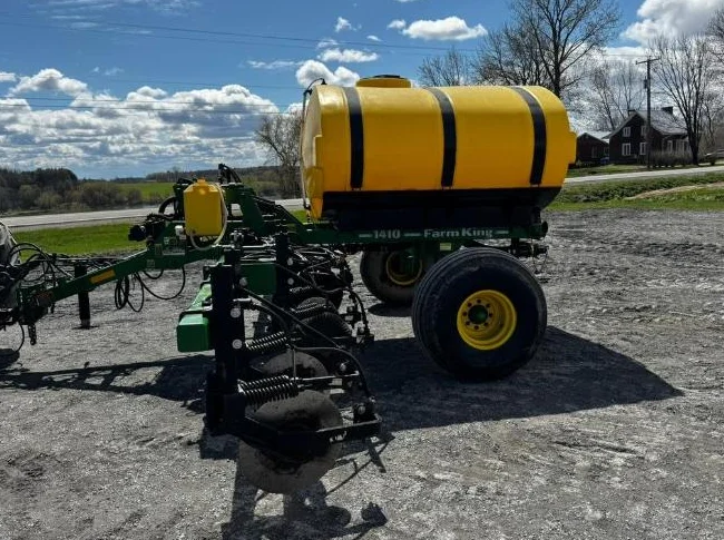 Applicateur d'azote Farm King 1410 avec Raven thumbnail 5