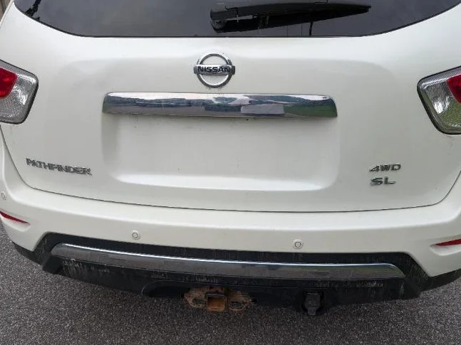 Nissan Pathfinder SL 2015 thumbnail 2