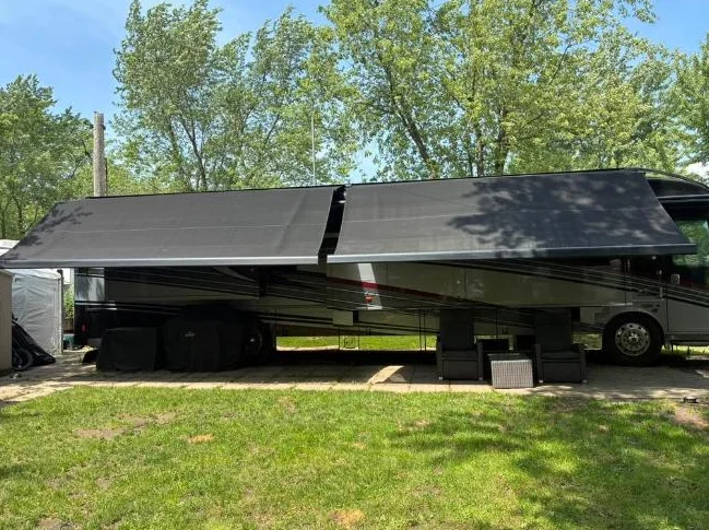 Winnebago Grand Tour 2017 45RL thumbnail 3