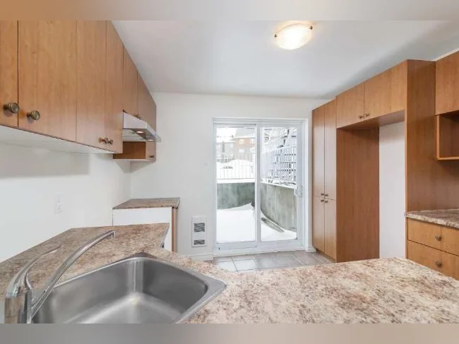 Appartement 4-1/2 L’ASSOMPTION -1550$/mois (Demi sous-sol) thumbnail 3