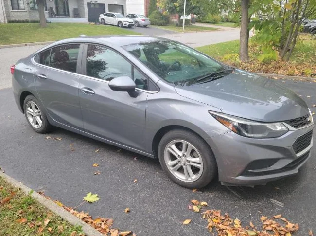 2018 Chevrolet Cruze LT 4p 1.4L Turbo thumbnail 3