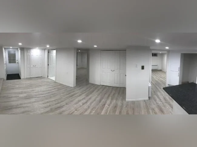 À Louer: 648a rue Chartrand, Terrebonne, électricité (chauffage) inclus $1,175/m thumbnail 5