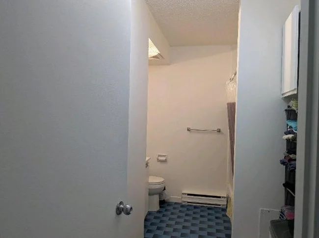 logement à sous-louer thumbnail 5