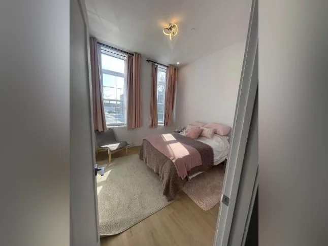 Un mois gratuit - Appartement de luxe de 2 chambres et 1 salle de bain thumbnail 7