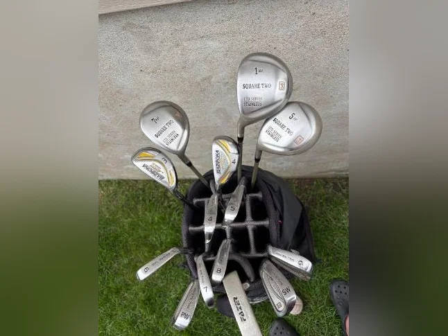 Sac de golf et bâtons thumbnail 3