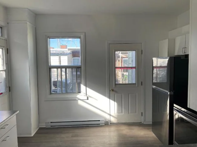 Grand 5 1/2 sur le plateau Mont Royal thumbnail 3