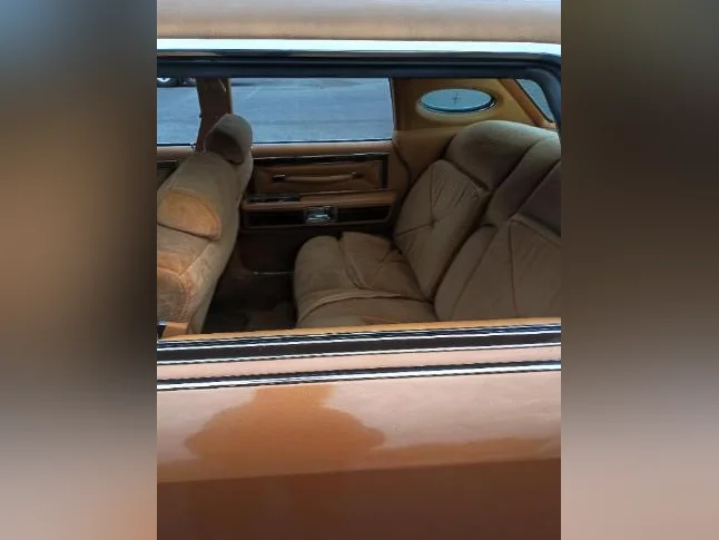 1977 LINCOLN CONTINENTAL TOWN CAR thumbnail 4