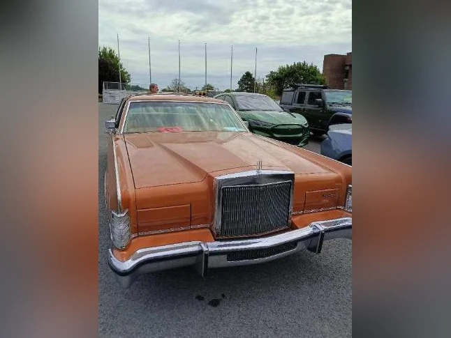 1977 LINCOLN CONTINENTAL TOWN CAR thumbnail 6