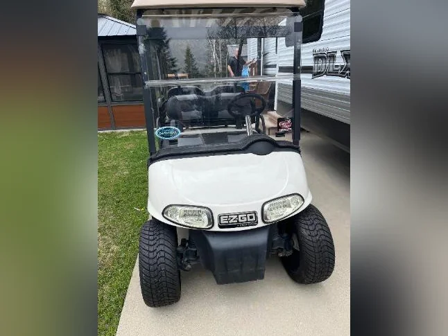 Kart de golf EZ-GO