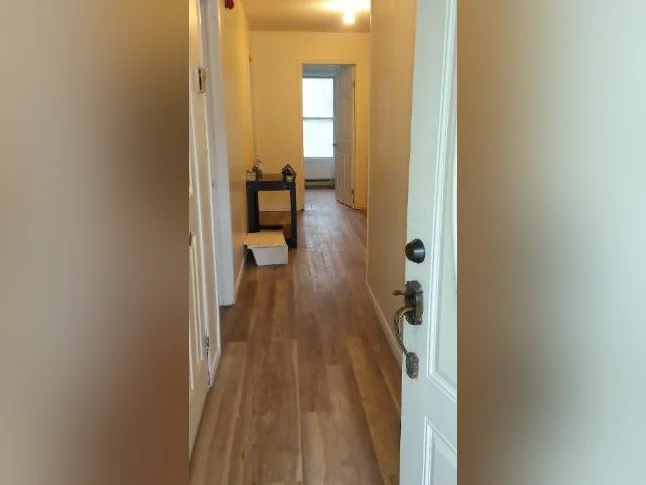 Appartement chauffé de 4 chambres sur 2 étages à Stanstead thumbnail 3