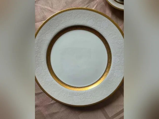 VAISELLE MIKASA FINE CHINA MODEL L5531 ANTIQUE LACE thumbnail 2
