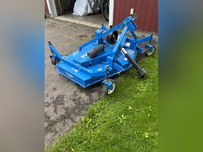 Faucheuse à gazon 3 points pour tracteur de 20 à 35 forces  5 pi de largeur thumbnail 2