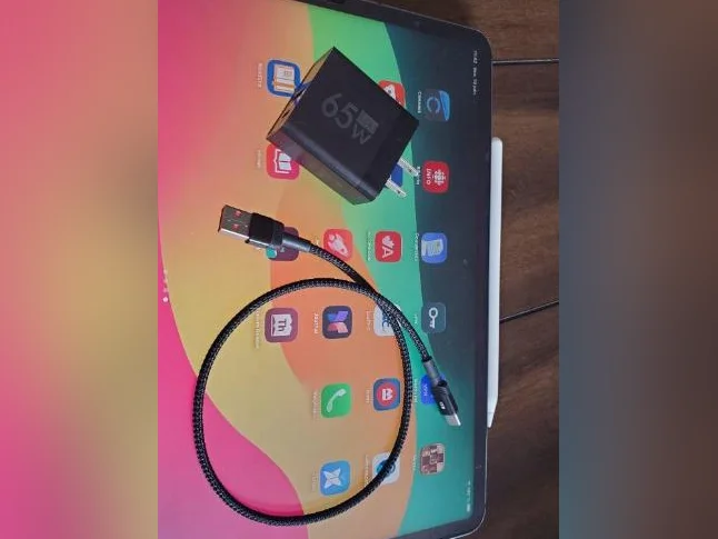 IPad Pro 12,9 po LTE 5è gen + Apple Pencil thumbnail 2