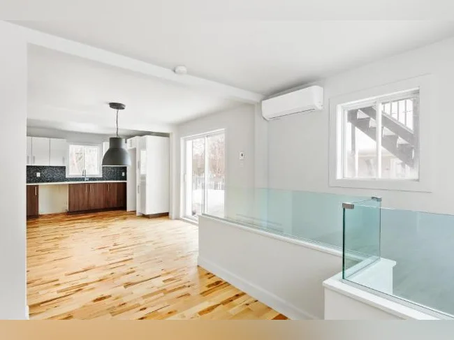 Duplex haut de gamme rénové – Idéal travailleurs ou familles – Disponible thumbnail 4